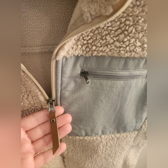 Charles River Apparel Size Small Sherpa Vest - Picture 3 of 5